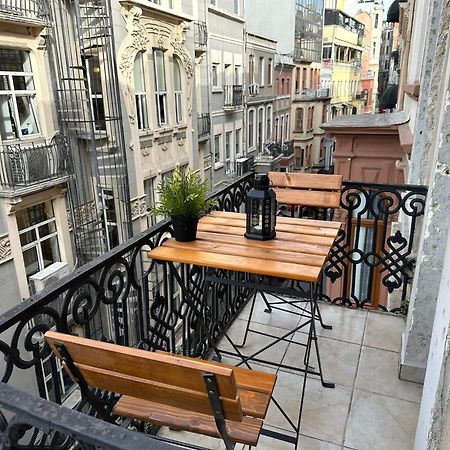 Taksim Park Suites Istanbul Bagian luar foto